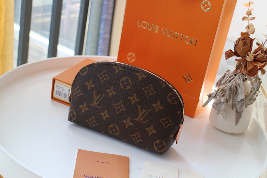 Louis Vuitton M47515 Monogram Cosmetic Pouch