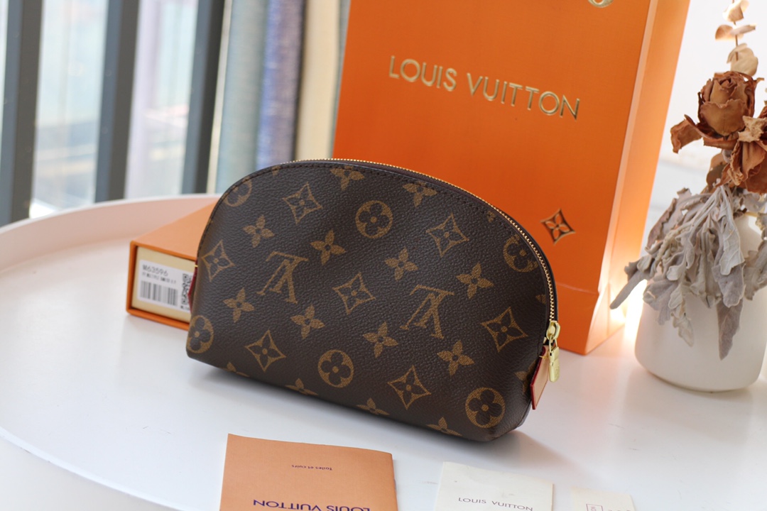 Louis Vuitton M47515 Monogram Cosmetic Pouch