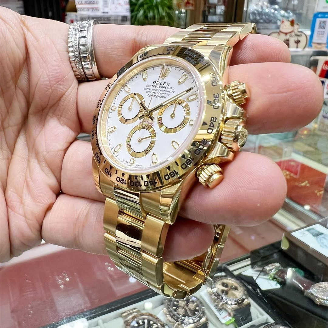 Rolex Cosmograph Daytona 116508 Series Gold White