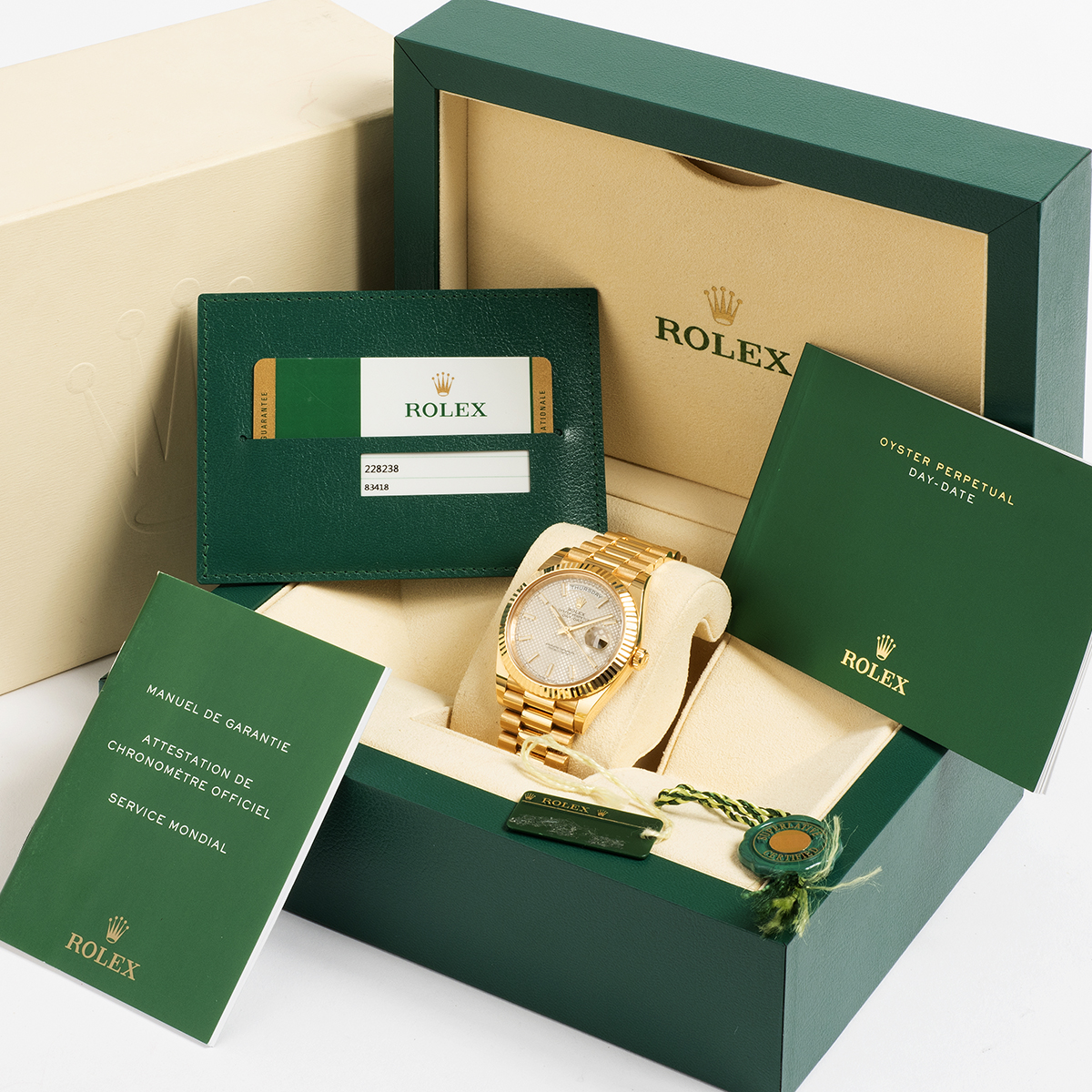 ROLEX 228238 DAY-DATE 40MM PRESIDENT 18K YELLOW GOLD SILVER ROMAN DIAL