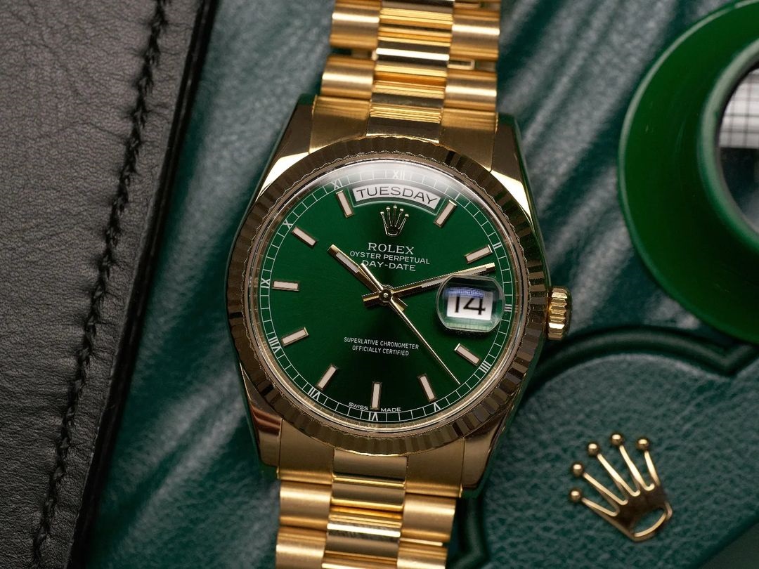 Rolex Day-Date Oyster 40 mm Yellow Gold Green Dial 228238