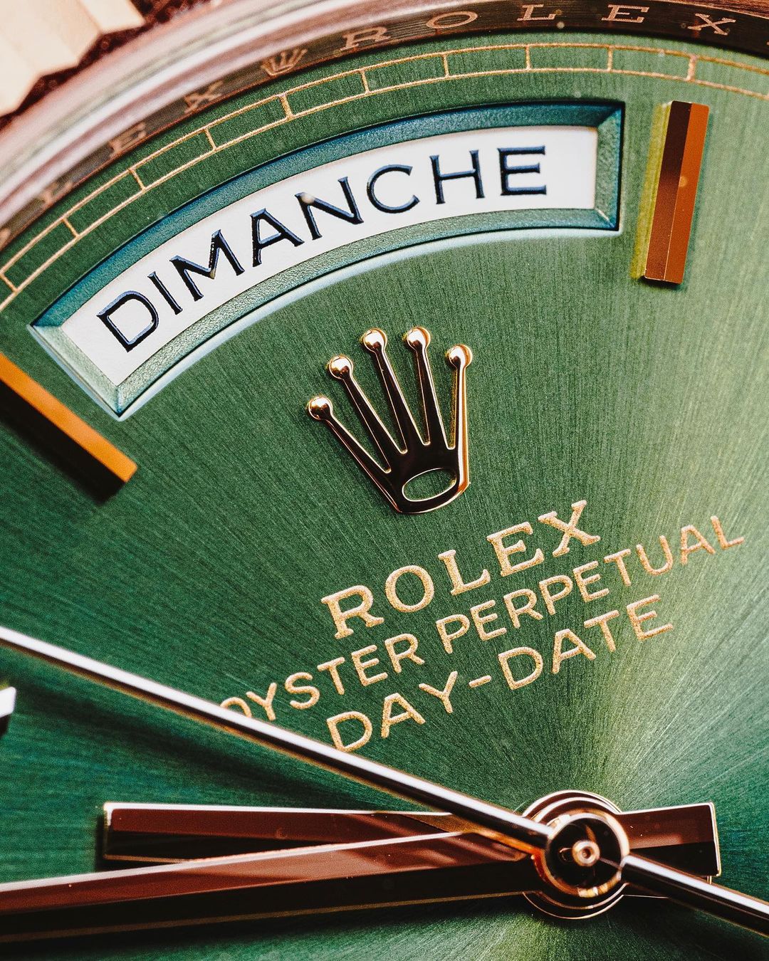 Rolex Day-Date Oyster 40 mm Yellow Gold Green Dial 228238