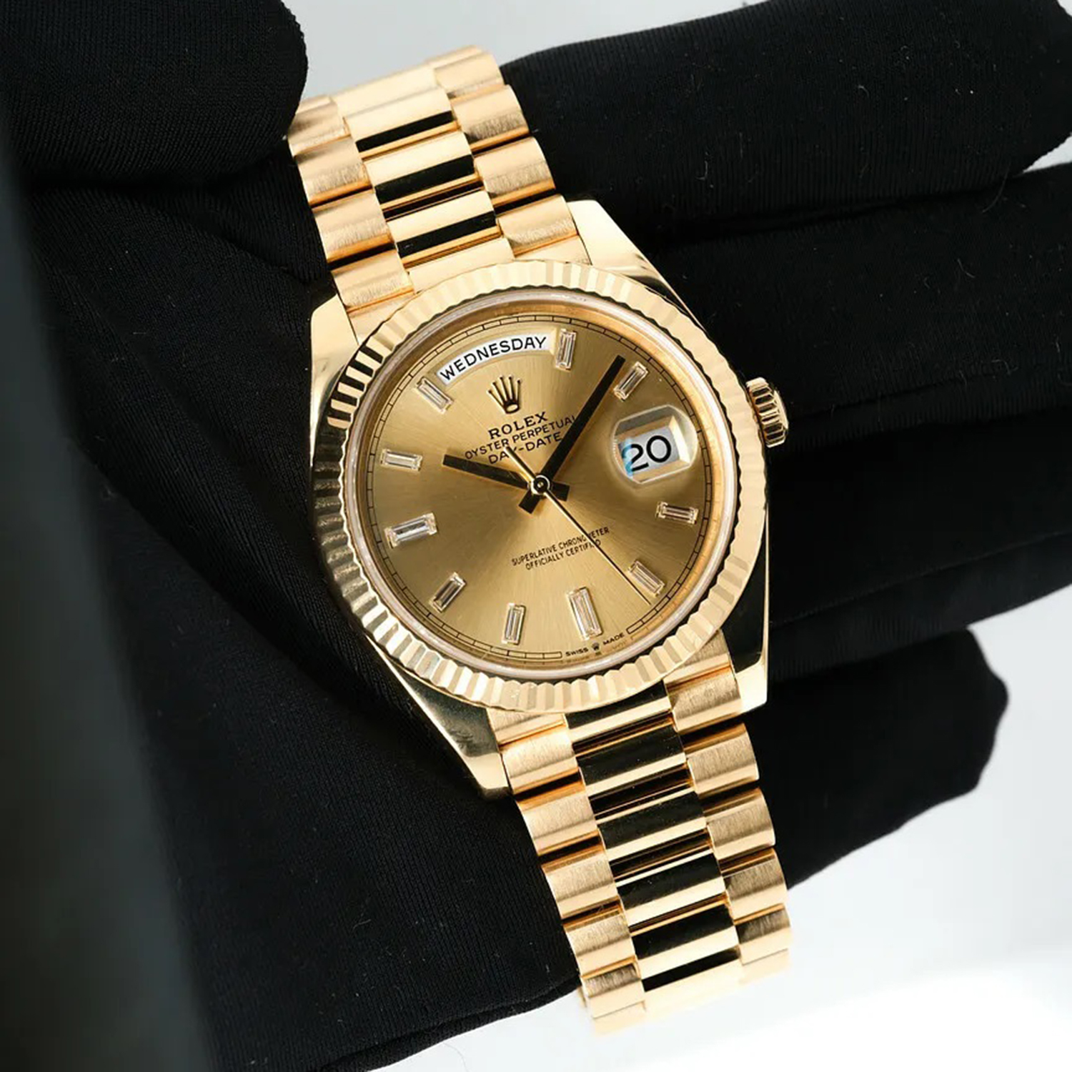 Rolex Day-Date President 40mm Yellow Gold Champagne Diamond Dial 228238-0005 Unworn