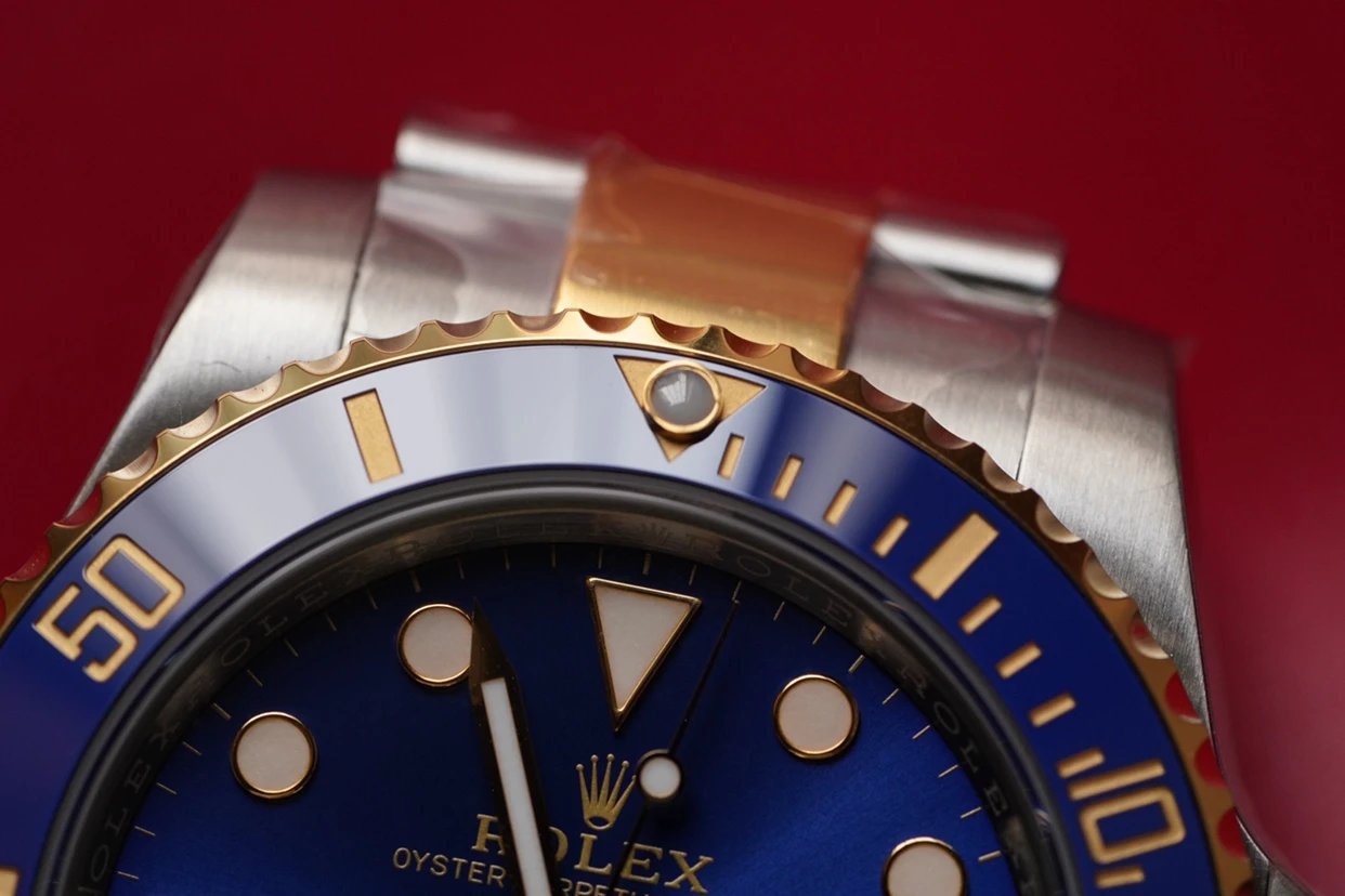 Rolex Perpetual Submariner m126613ln Series Gold Blue