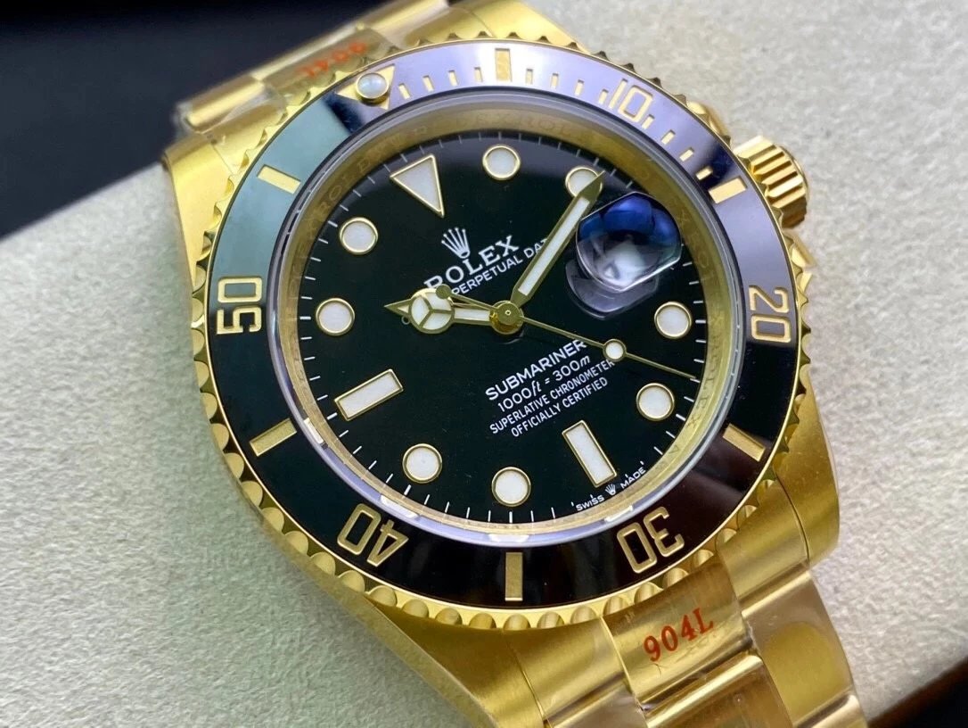 Rolex Perpetual Submariner m126618ln Series Black Gold